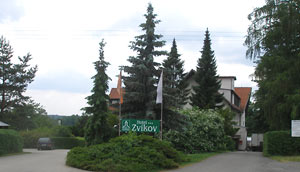 okol Hotelu Zvkov